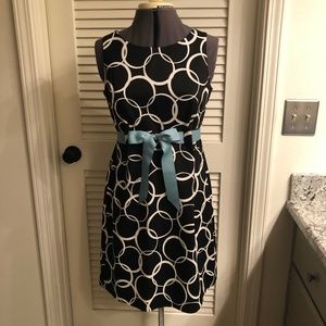 Jessica Howard Sleeveless Black & White Dress Size 10P